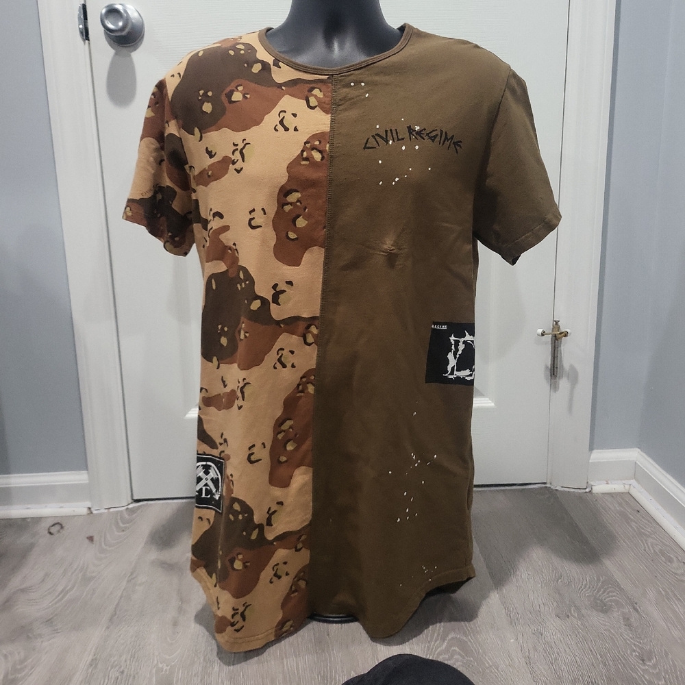 Longer-fit Desert Camouflage Designed T-Shirt